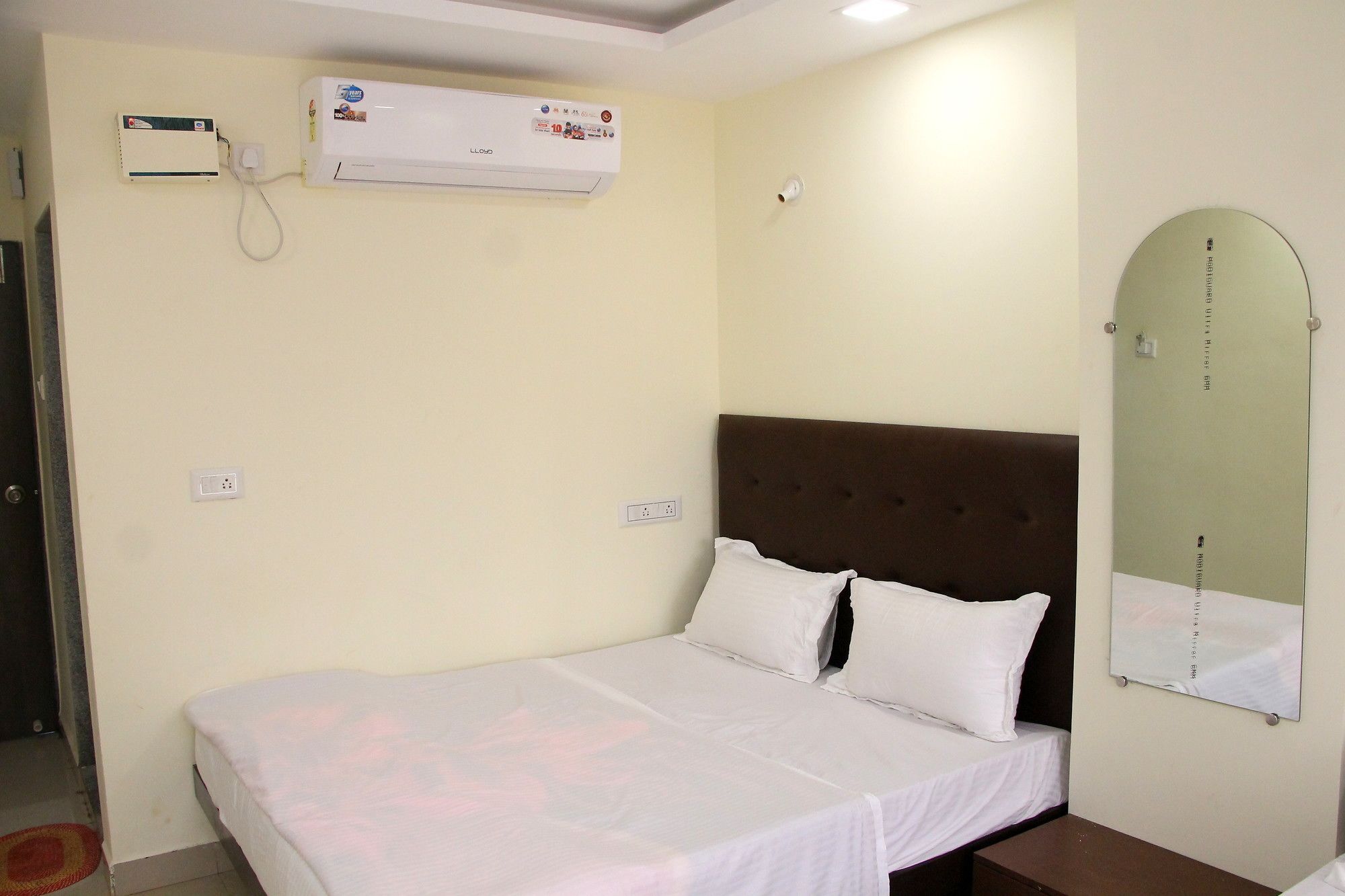 Swaraj The Goan Dream Hotel Calangute Ngoại thất bức ảnh