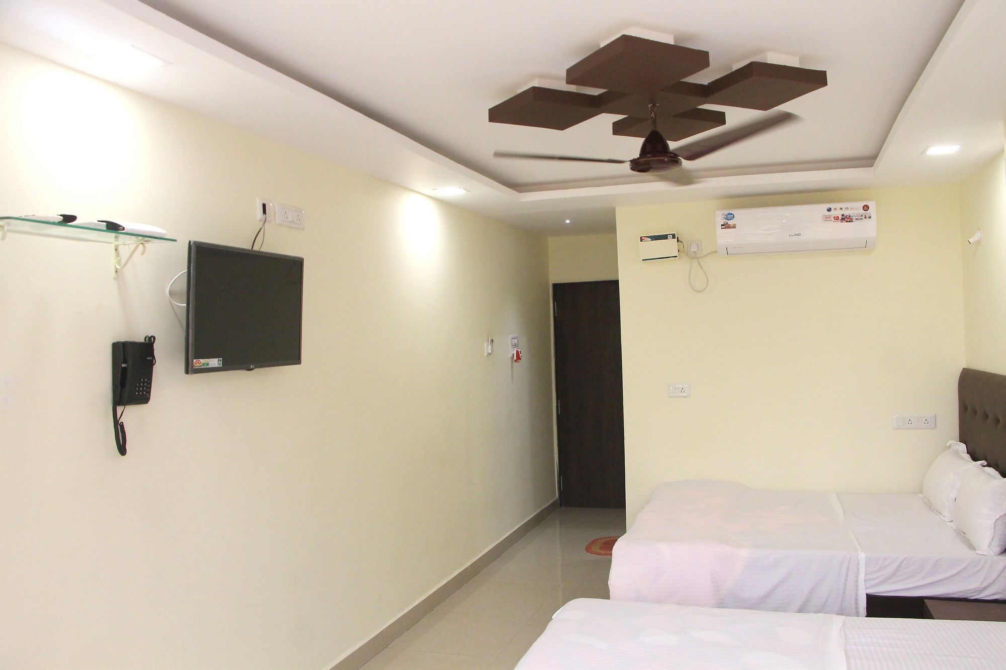 Swaraj The Goan Dream Hotel Calangute Ngoại thất bức ảnh